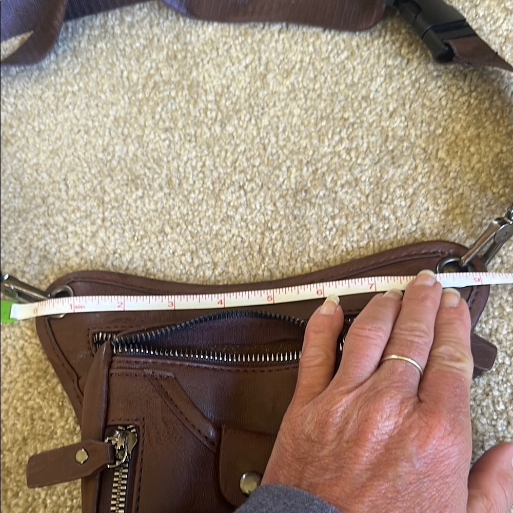 Brown Leather Men's Crossbody or hip Bag - Picture 7 of 9